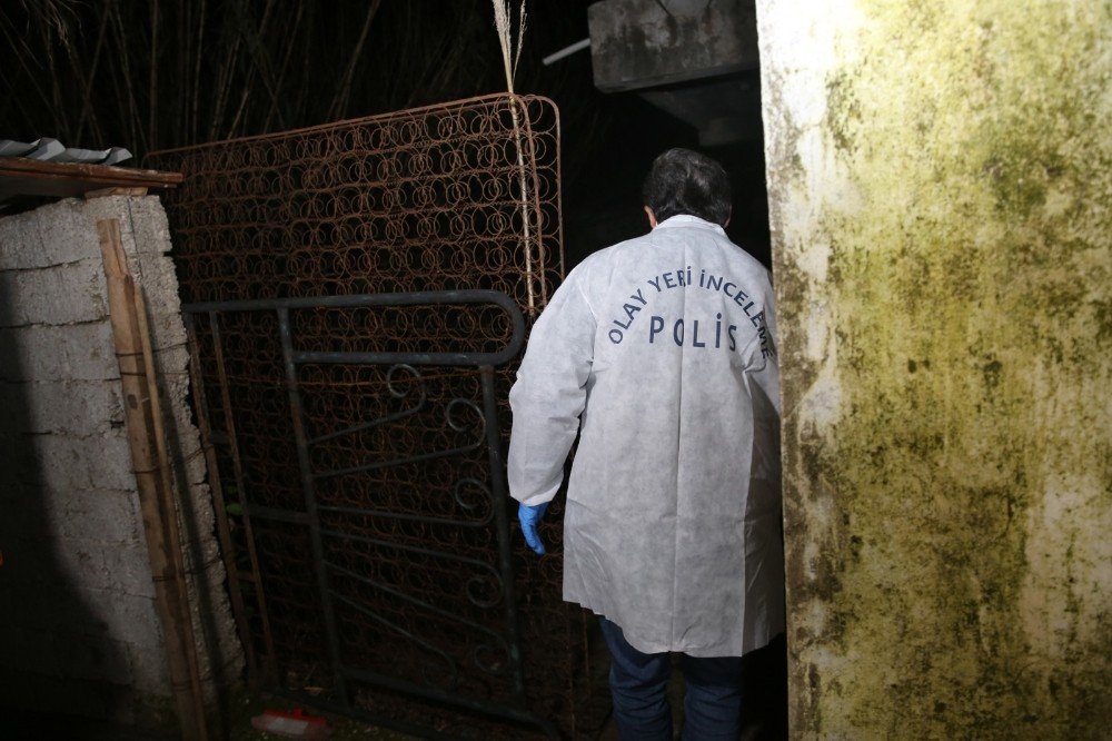 Antalya’da Çalılıkların Arasında İnsan Kafatası Bulundu