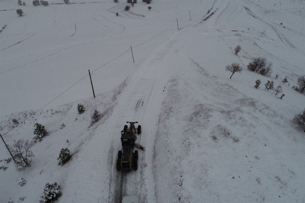Bilecik’te Kapanan Köy Yollarının Tamamı Ulaşıma Açıldı