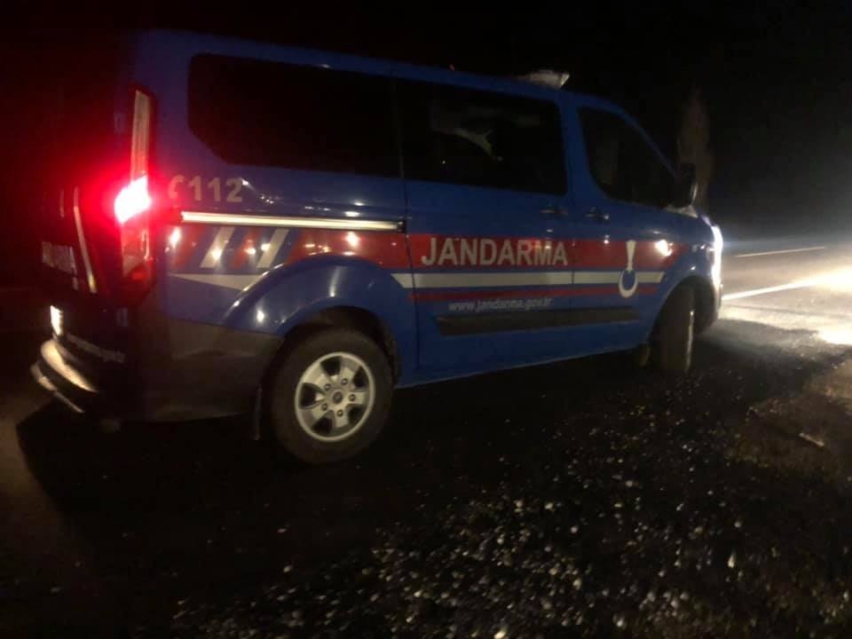 Ezine Belediye Başkanı Yüksel’in Evi Kurşunlandı