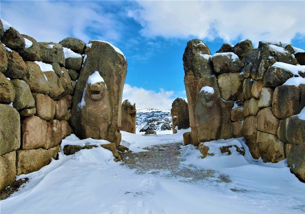 Medeniyetler Beşiği “hattuşa” Kar Altında