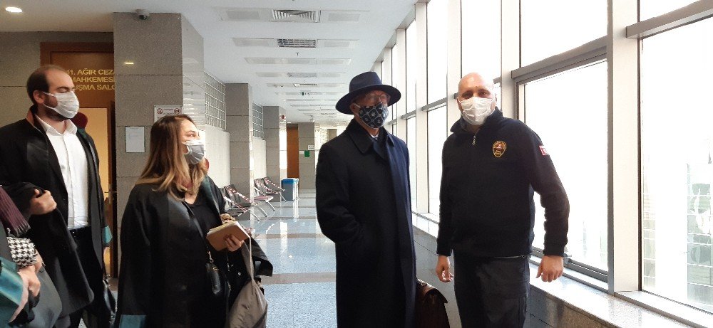 İ̇mam Hatiplilere Hakaret Ettiği İddia Edilen Erol Mütercimler’in Yargılanmasında Devam Edildi