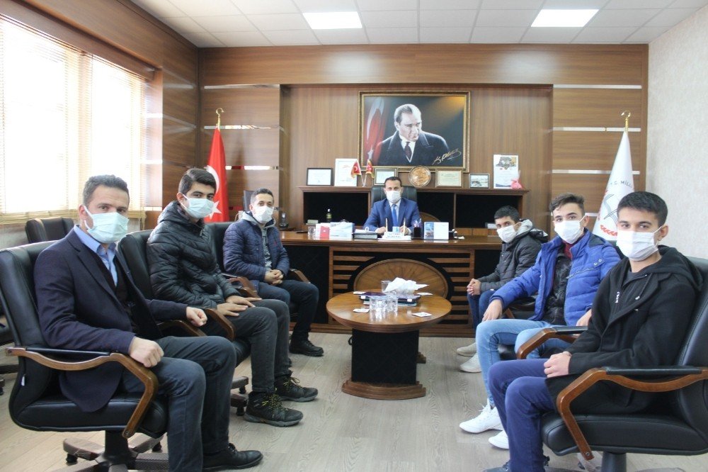 Öğrenciler Orta İ̇rtifa Roket Yarışmasında Adıyaman’ı Temsil Edecek