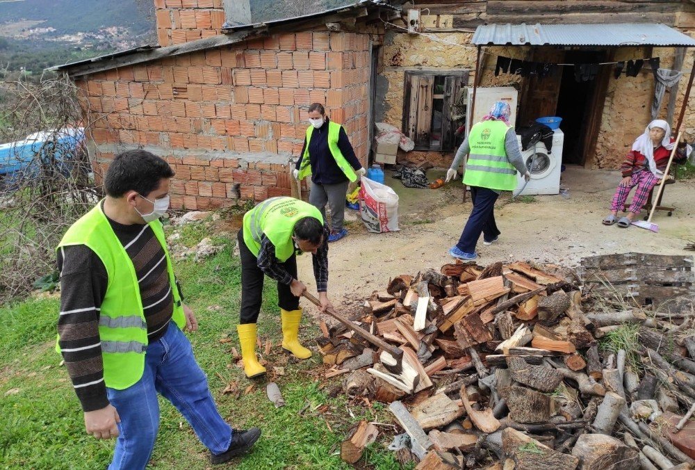 Kaş Belediyesinden Evde Temizlik Hizmeti