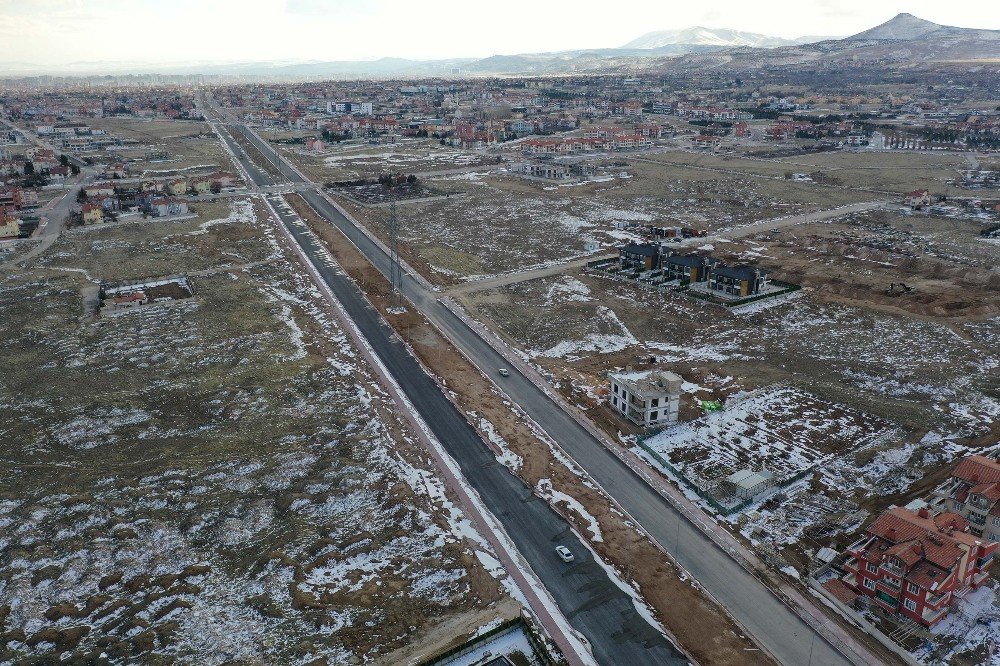 Sultan Abdülhamid Han Caddesinde Çalışmalar Sürüyor