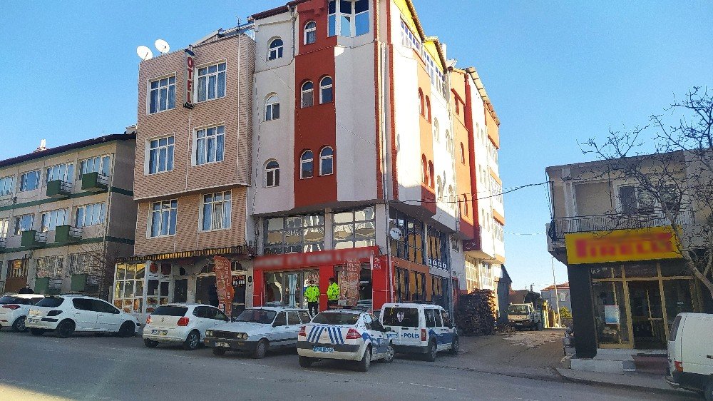 Konya’da Kimya Öğretmeni Otel Odasında Ölü Bulundu