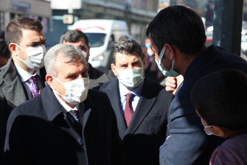 Başkan Beyazgül Esnaf Ve Vatandaş Ziyaretlerini Sürdürüyor