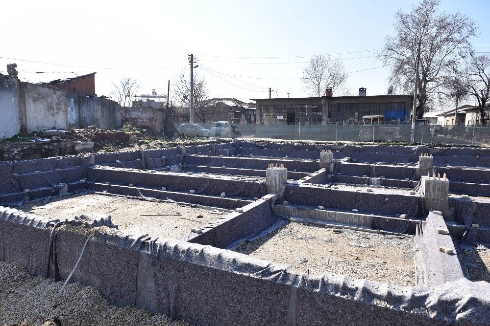 Yenişehir Çiftçisine Büyükşehir Desteği