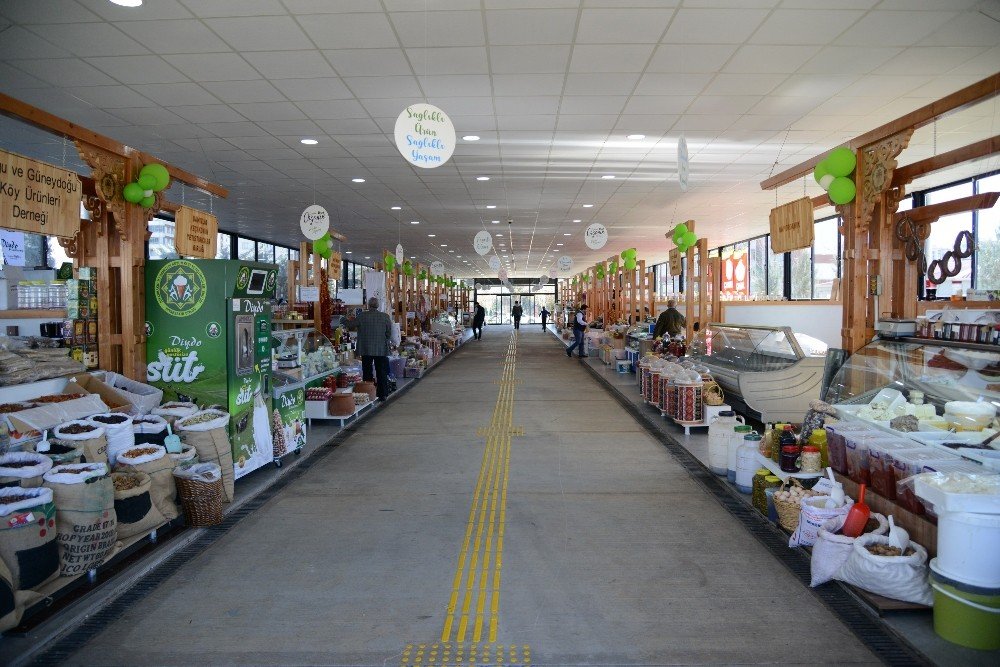 Organik Pazar Vatandaşları Sağlıklı Ürünlerle Buluşturuyor