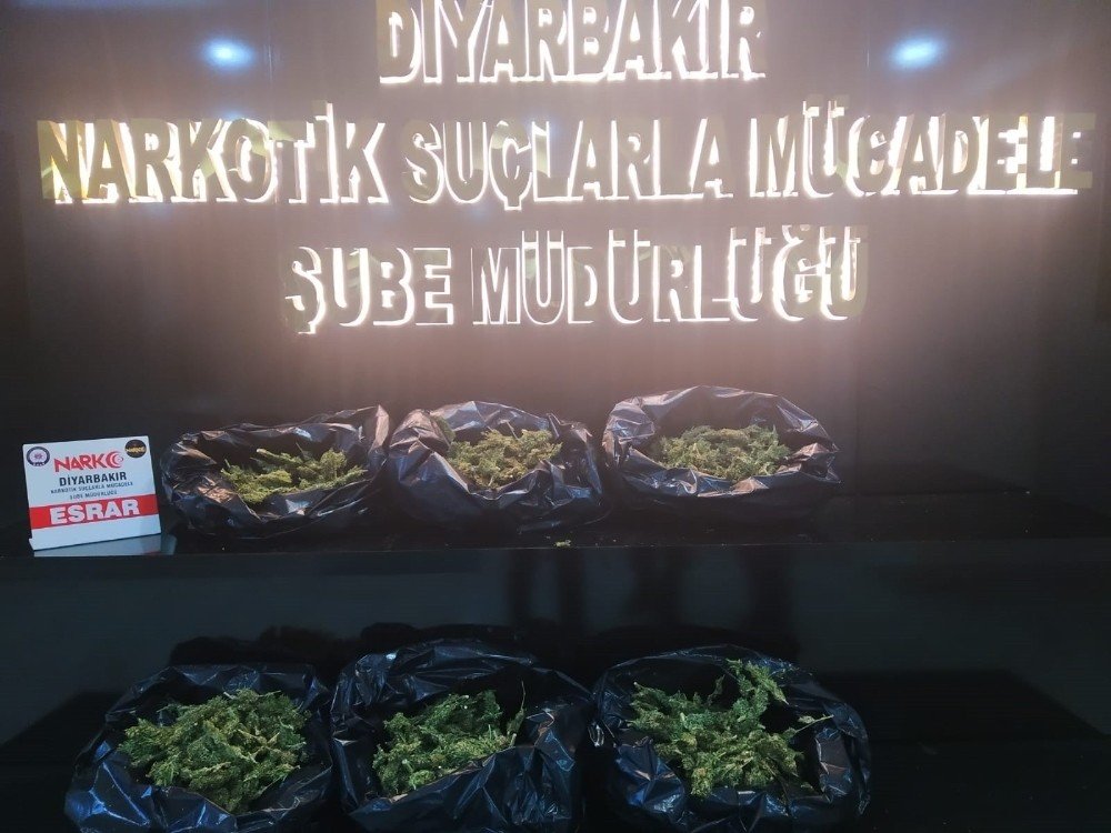 Diyarbakır Polisi Uyuşturucu Tacirlerine Göz Açtırmıyor