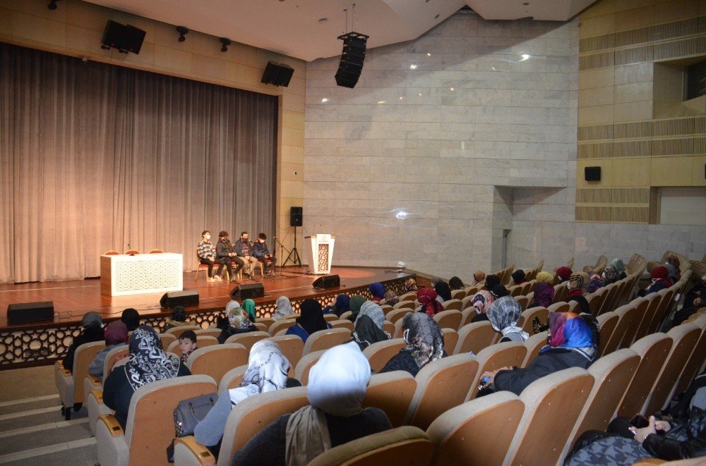 Ak Parti Kadın Kolları Gara Şehitlerini Unutmadı