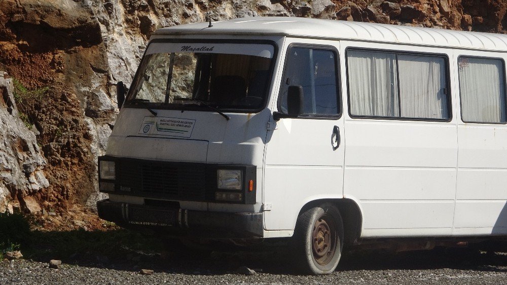 Hurda Araç İçerisinde 550 Litre Etil Alkol Ele Geçirildi