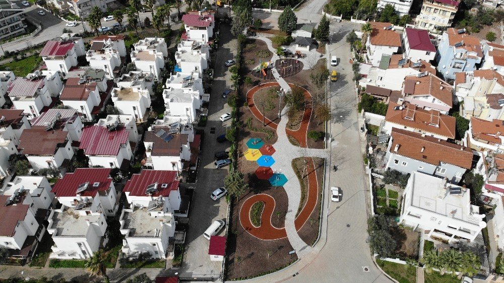 Marmaris Zübeyde Hanım Parkı Yenilendi