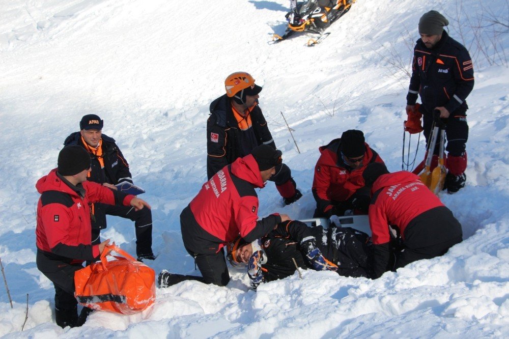 Sakarya’da Nefes Kesen Çığ Tatbikatı
