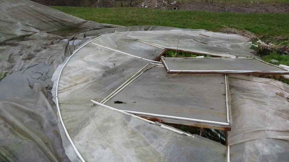 Kar Yağışı Seraları Yıktı Geçti