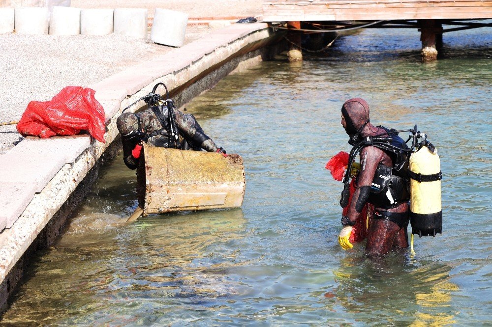 Çöpten Değil Denizden Çıktı