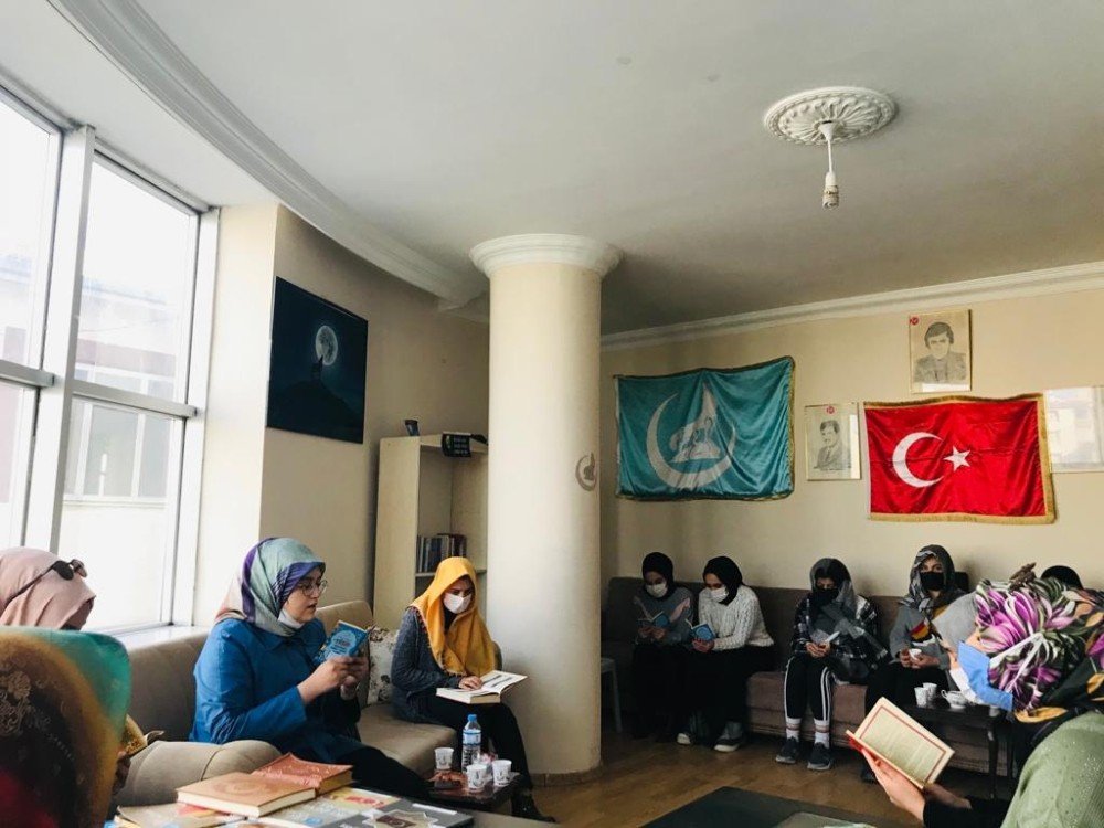 Fırat Çakıroğlu Ölümünün Yıldönümünde Van’da Anıldı