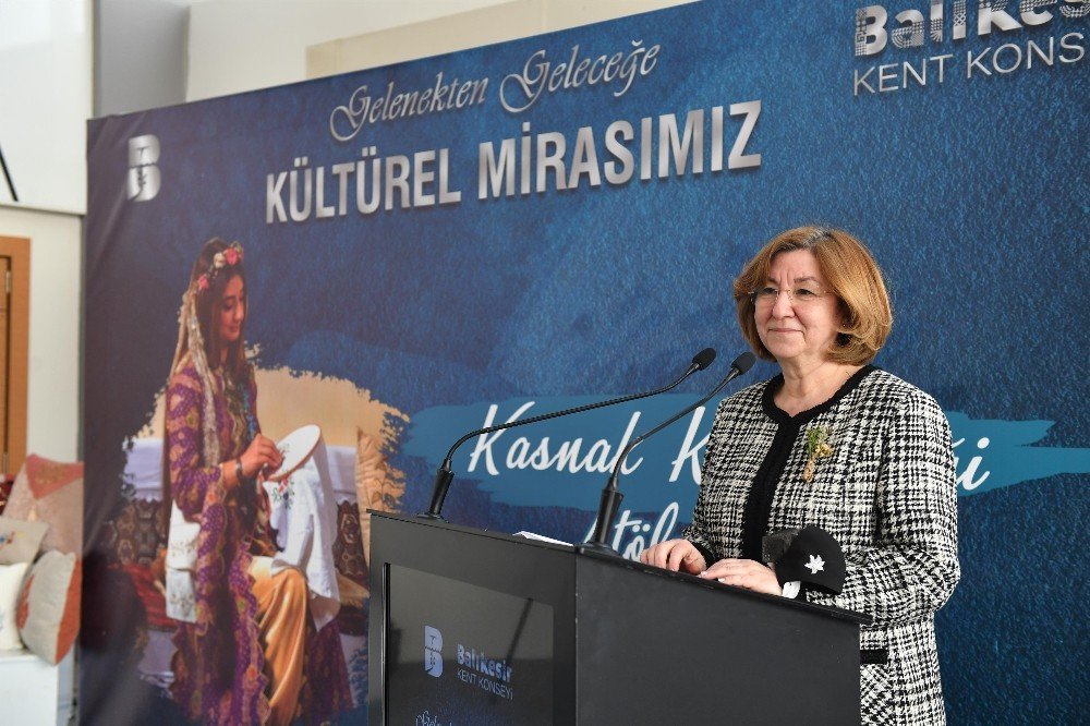 ’kasnak Kardeşliği’ İle Kız Çocuklarının Eğitimine Destek