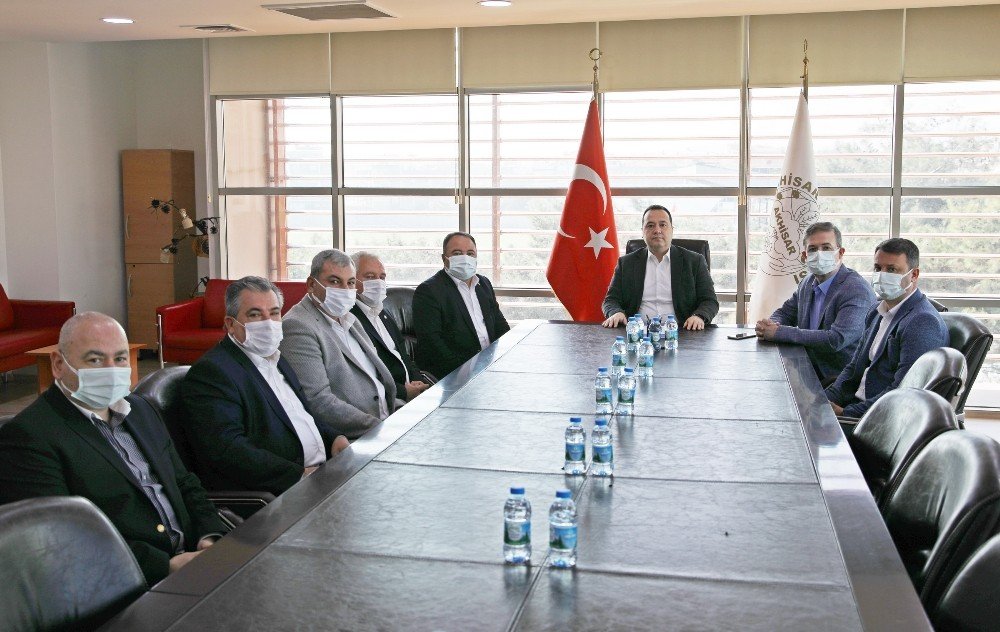Akhisar, Manisa Bölgesinde İşçiye En Çok Zam Yapan Belediye Oldu