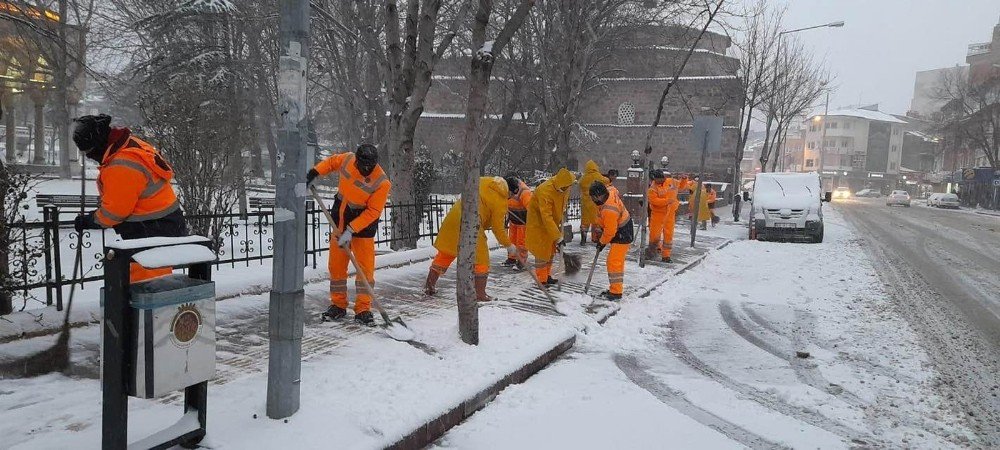Afyonkarahisar Belediyesi’nde Zam Bilmecesi Sürüyor