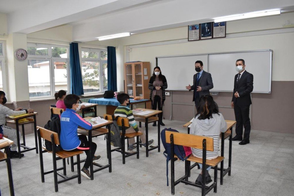 Burdur’da 25 Bin 50 Öğrenci Ders Başı Yapacak