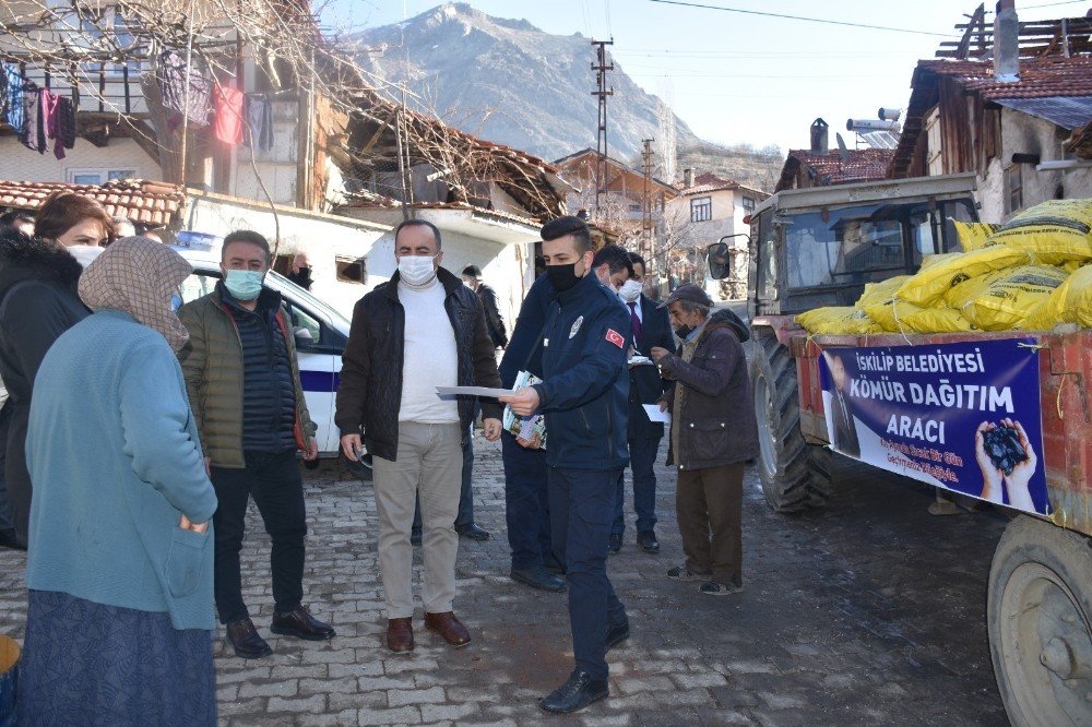 İ̇skilip Belediyesi’nden Bin Aileye Kömür Yardımı