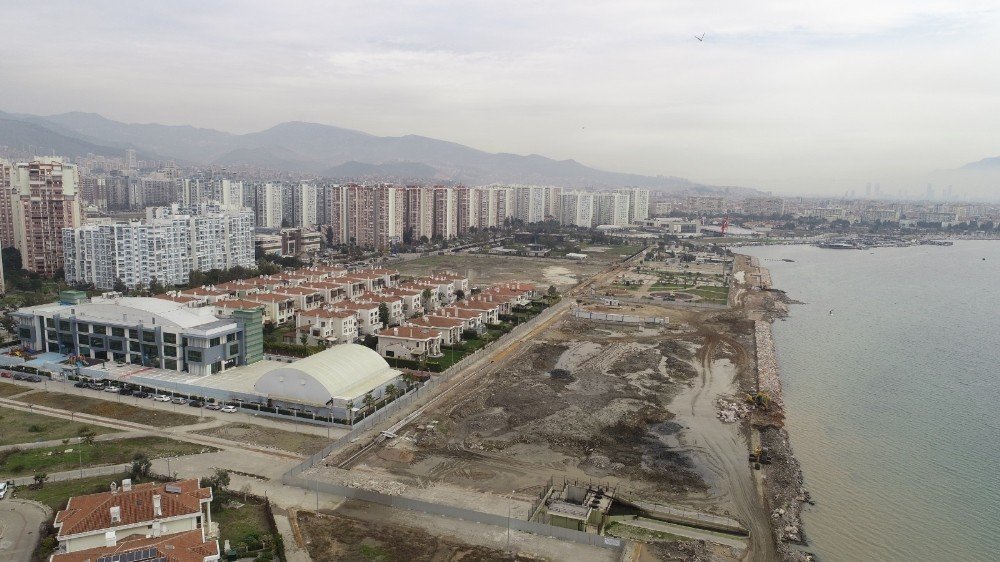 Mavişehir’deki Kıyı Projesinde Yoğun Tempo