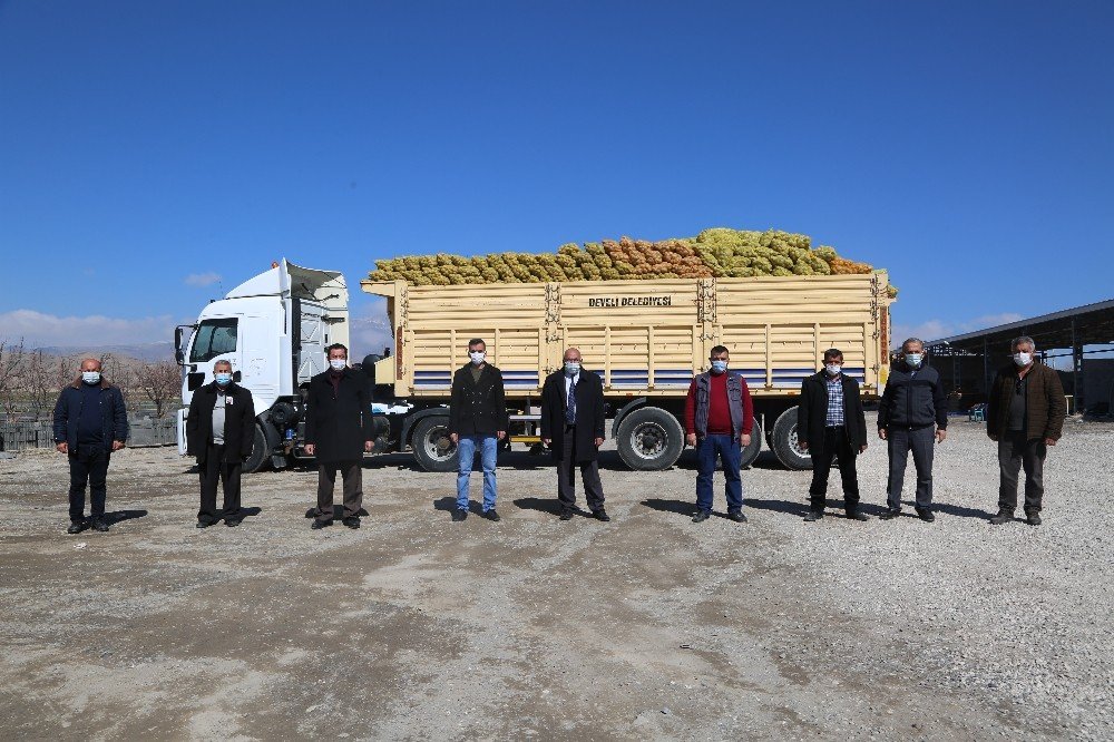 Develi’de İhtiyaç Sahiplerine Patates Dağıtımına Başlandı