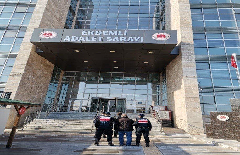 Asansör Kartı Hırsızları Tutuklandı