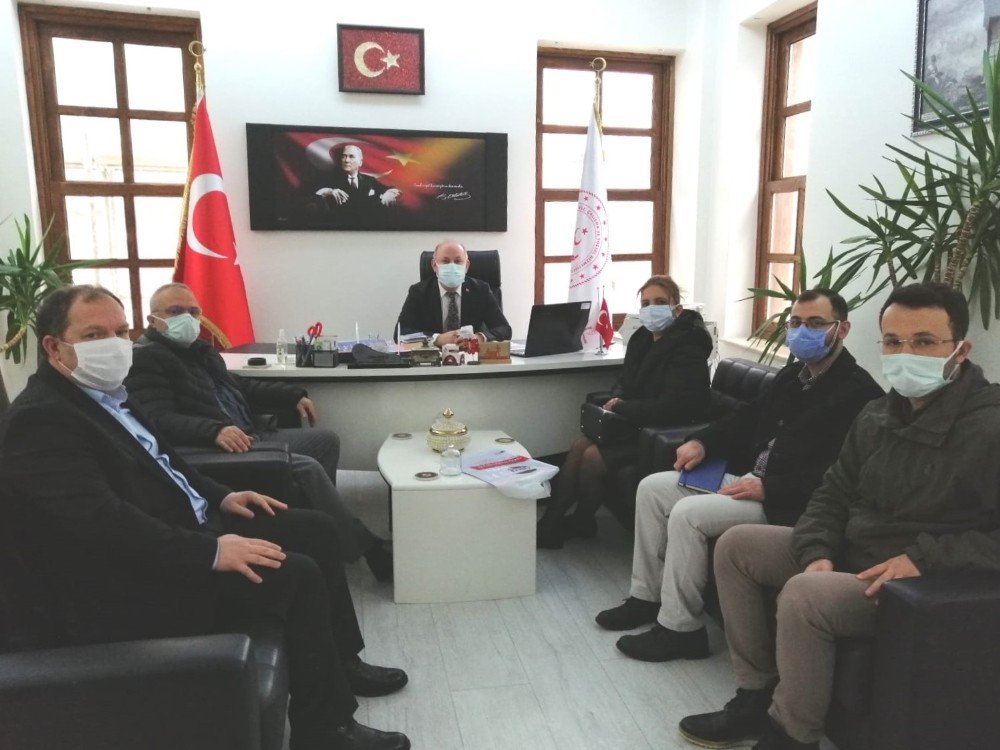 Huzurevleri İle Engelli Bakım Merkezlerine Online Eğitim