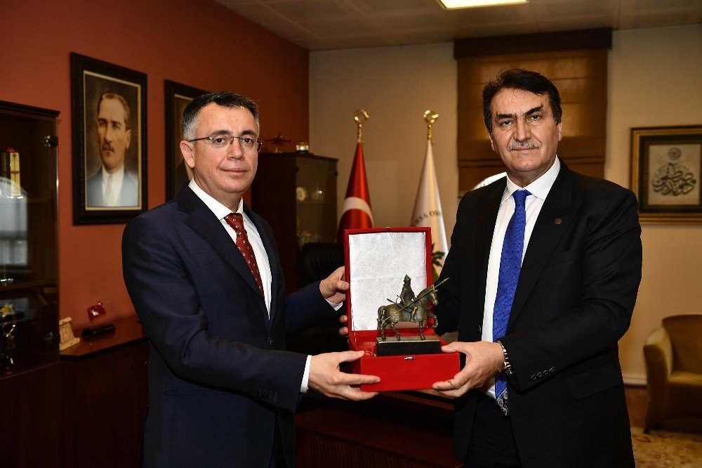 Osmangazi Meydanı Kırcaali’ye İlham Oldu