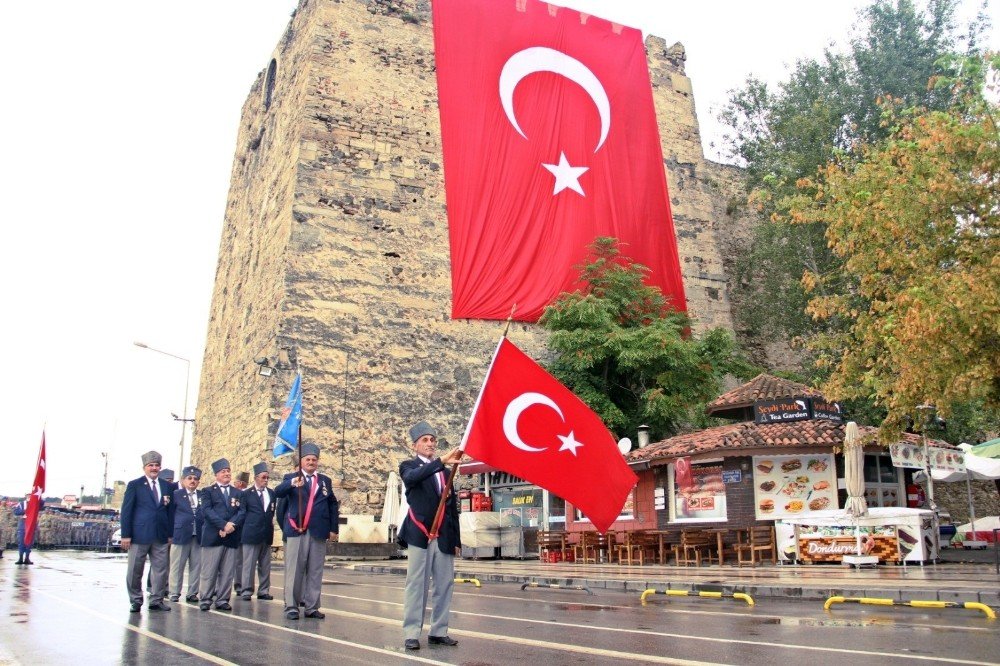 Sinop’ta Kıbrıs Gazisi Kestiği Ağacın Altında Kalarak Hayatını Kaybetti