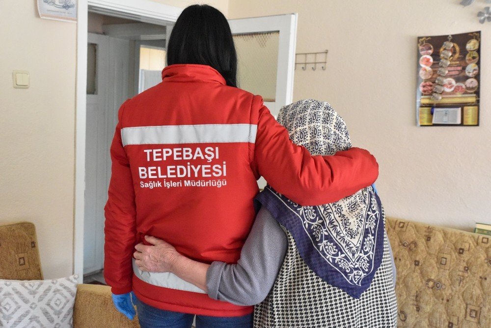 Tebev Yalnız Bırakmıyor