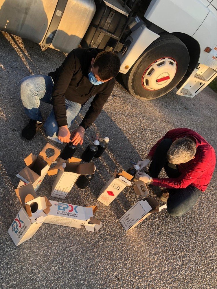 Adana’da 2 Bin 950 Litre Kaçak Akaryakıt Ele Geçirildi