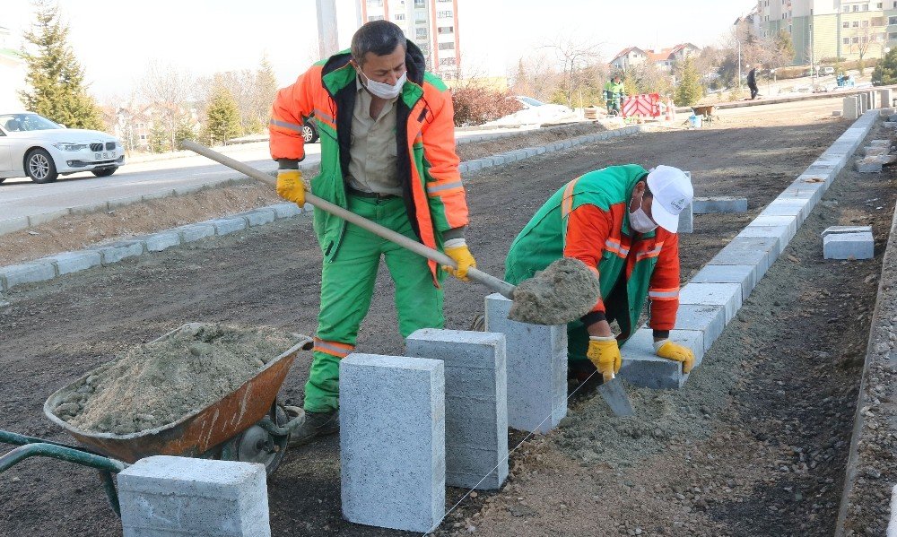 Çankaya Belediyesi’nden Kaldırım Çalışması