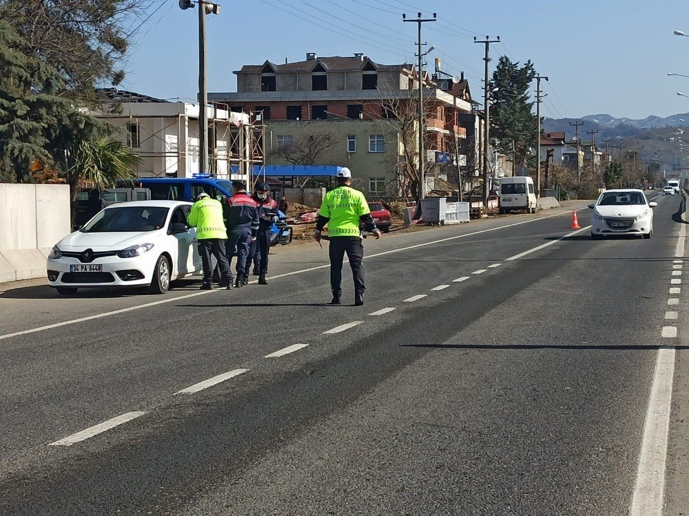 Emniyet Ekiplerinden Sıkı Denetim