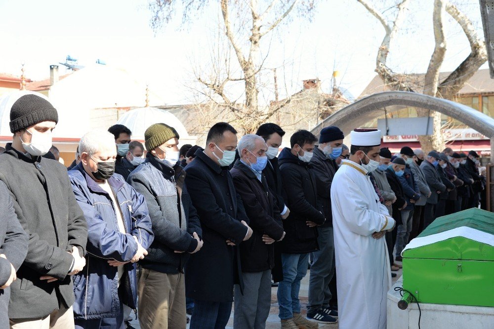 Pazaryeri İ̇lçe Özel İ̇dare Müdürü Mustafa Sezgin Hayatını Kaybetti