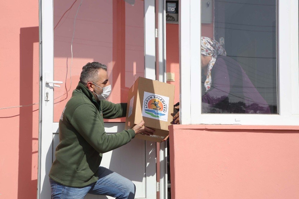 Atakum Belediyesi’nden 2 Günde Binden Fazla Aileye Yardım