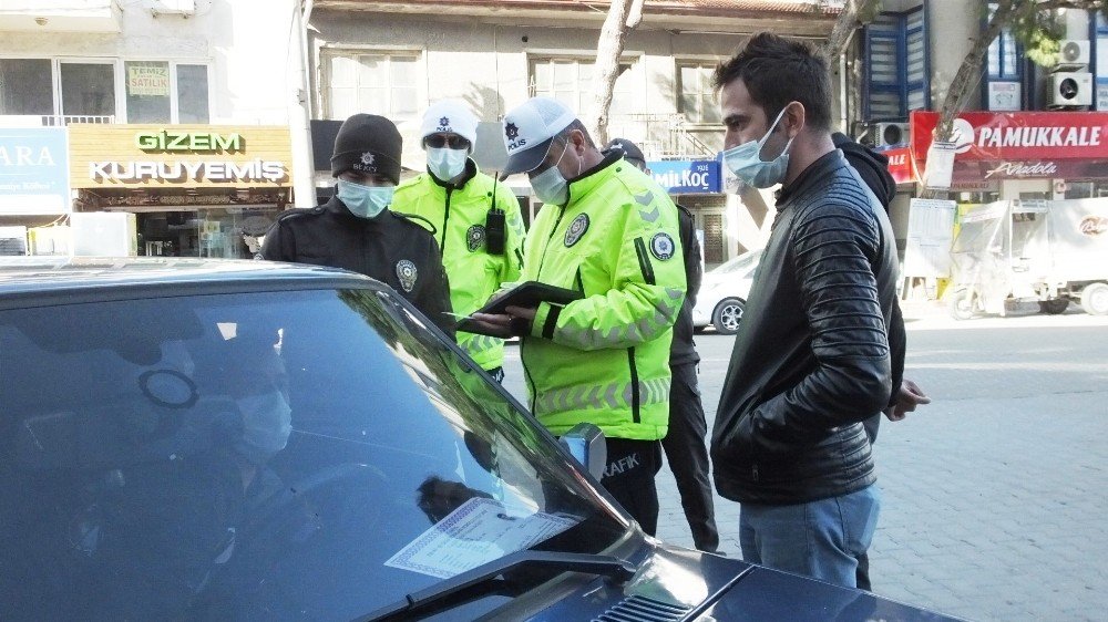 Sokağa Çıkma Kısıtlamasında 180 Kişi Ve 179 Araç Denetlendi