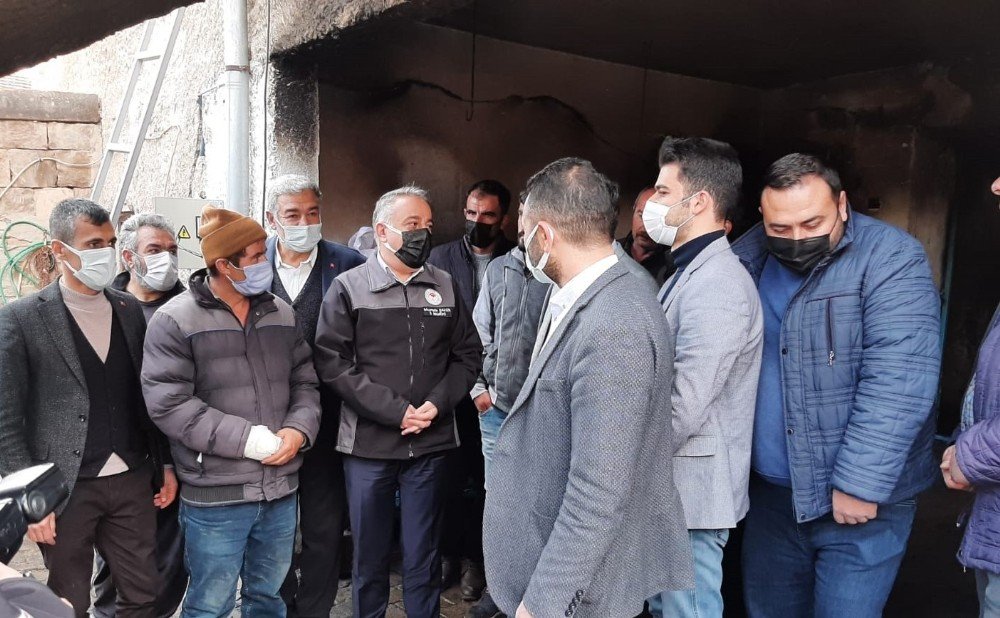 İ̇l Tarım Ve Orman Müdürü Şahin, 12 Hayvanı Telef Olan Besiciyi Ziyaret Etti