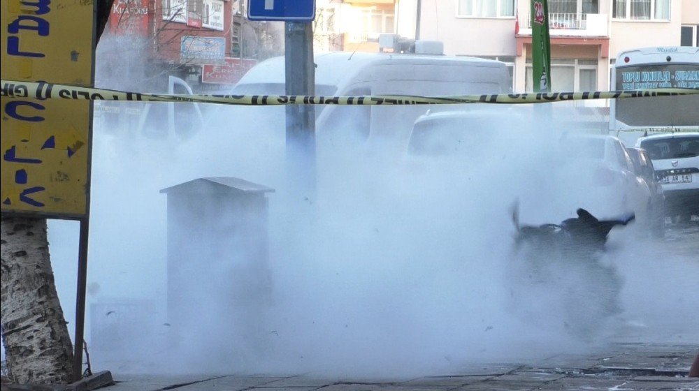 Kars’ta Şüpheli Valiz Fünye İle Patlatıldı