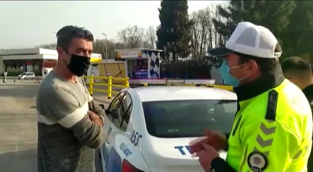 İ̇stanbul Polisinden Helikopter Destekli Trafik Denetimi