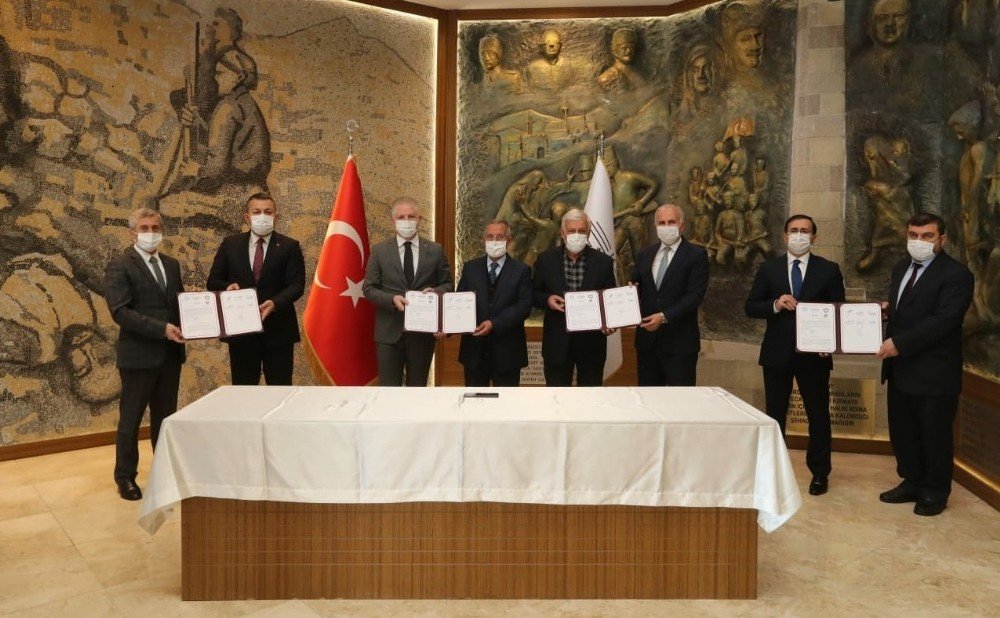 Şahinbey Belediyesinin Eğitime Desteği Sürüyor