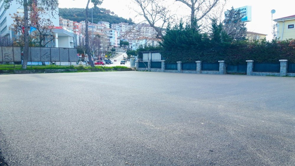 Mudanya Basketbol Sahası Yenileniyor