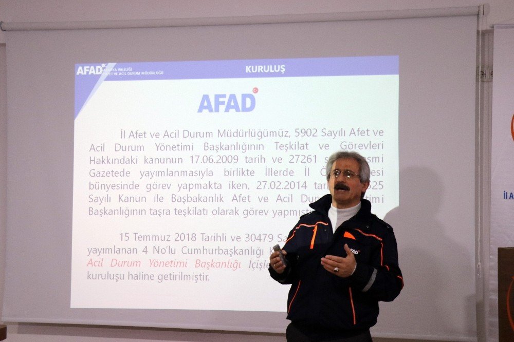1999 Depremindeki Acıyı Tekrar Yaşamamak İçin Seferber Oldular