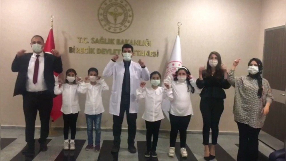 İ̇lkokul Öğrencileri Pandemiyle İlgili Kamu Spotu Hazırladı