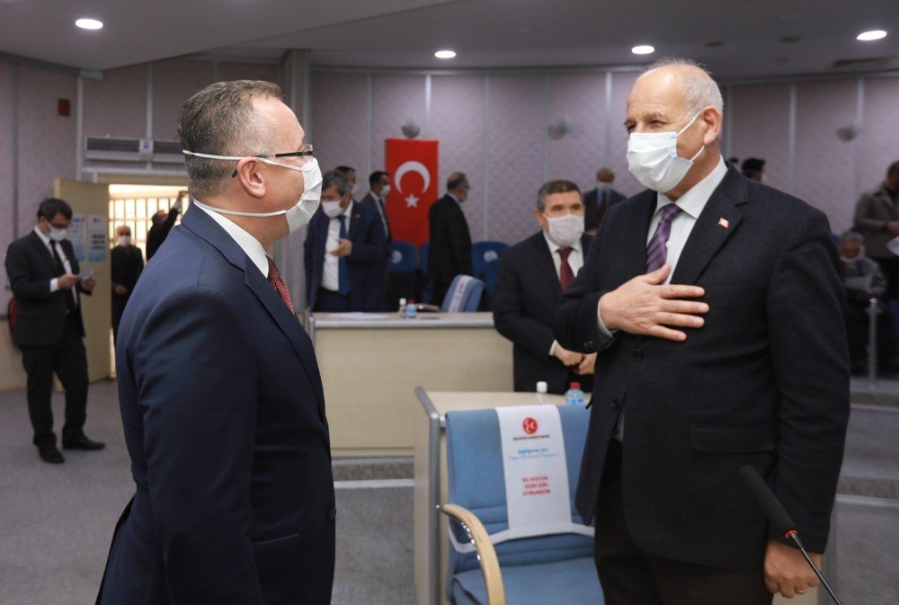 Adapazarı Belediye Meclisi Toplandı
