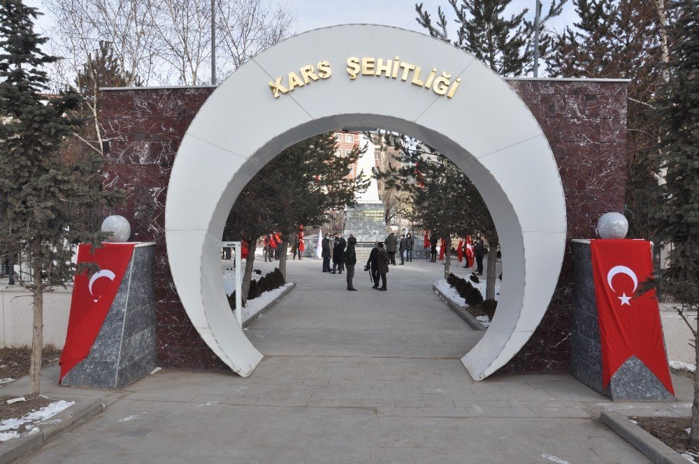 Ay-yıldızlı Bayrak Kars’tan Yola Çıktı