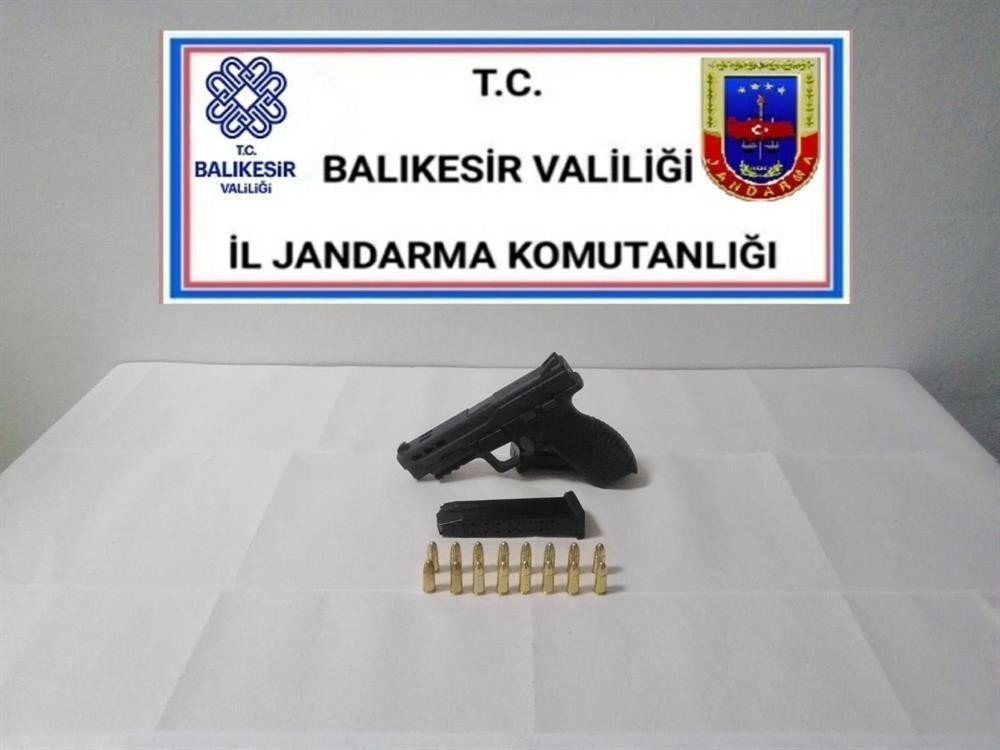Balıkesir’de Son 3 Günde 26 Aranan Şahıs Yakalandı