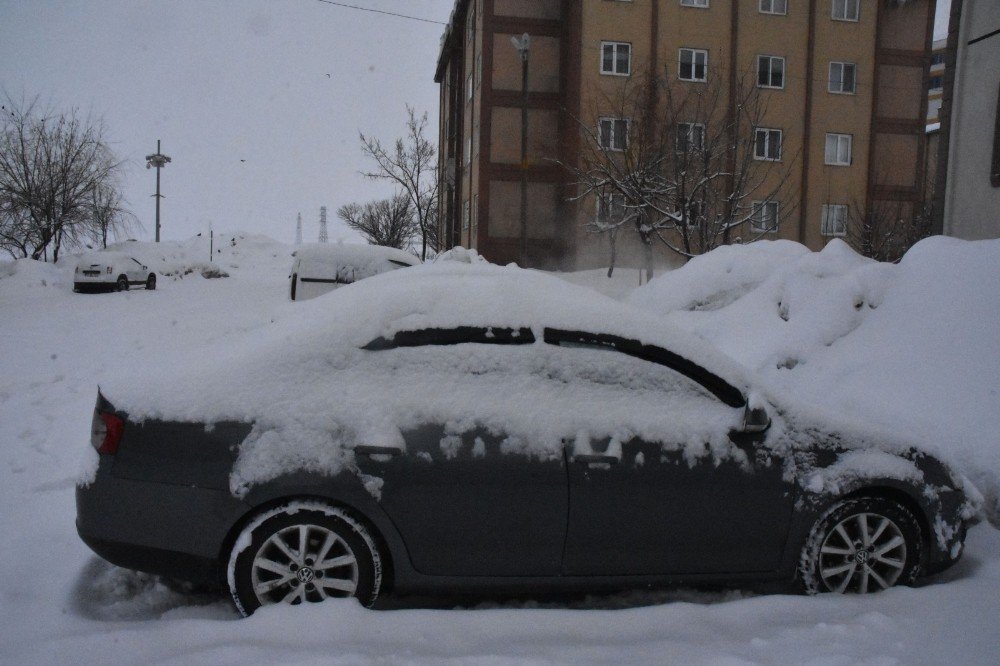 Bitlis’te 25 Köy Yolu Ulaşıma Kapandı