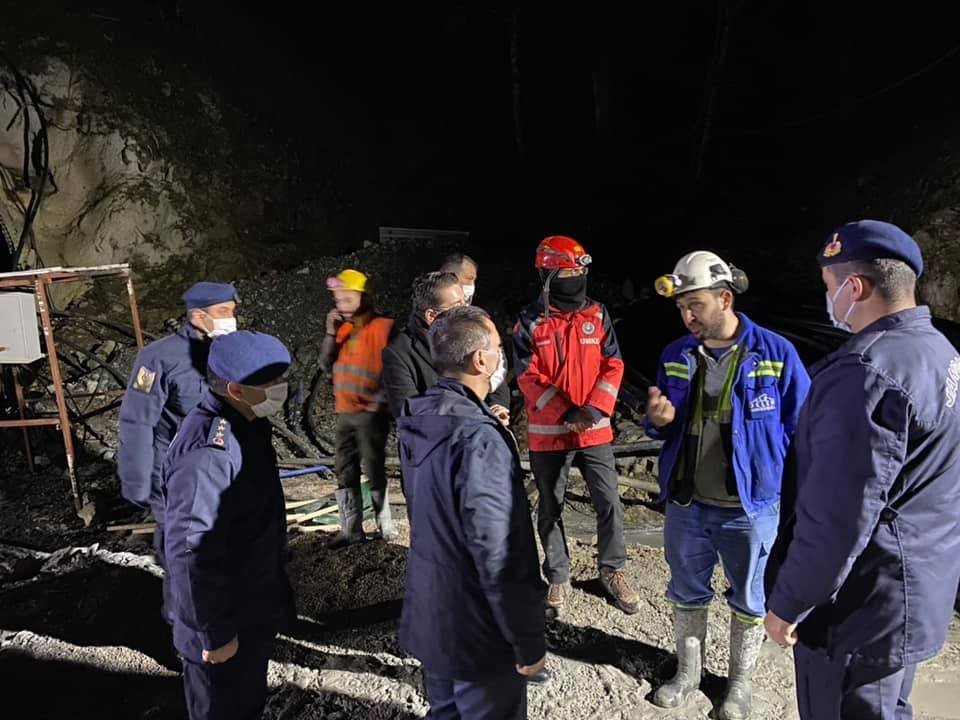 Çanakkale Valisi Aktaş, Göçük Bölgesinde İncelemelerde Bulundu